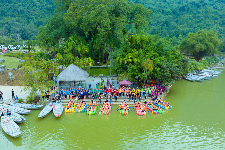 thung nham boat tour