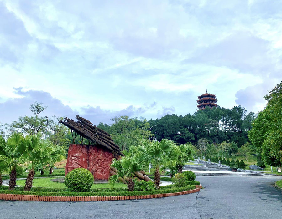 Review Kinh Nghiệm, Giá Vé NGÃ BA ĐỒNG LỘC Hà Tĩnh 2023 - Tour Pro Review Kinh Nghiệm, Giá Vé Ngã Ba Đồng Lộc Hà Tĩnh 2023 - Tour Pro