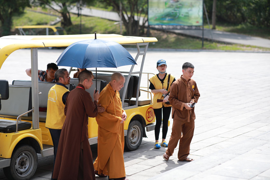 Tour CHÙA BÁI ĐÍNH Giá Rẻ Review Kinh Nghiệm Du Lịch 2023 - Tour.Pro.Vn