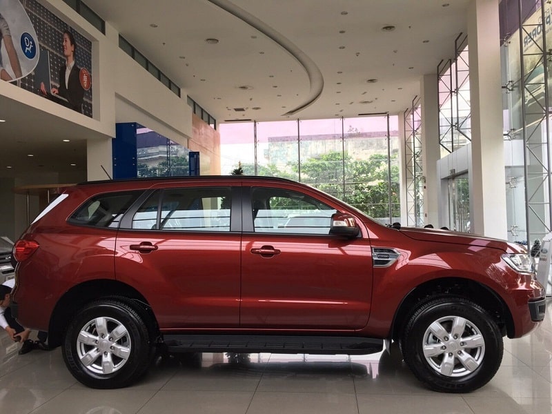 chieu dai ford everest ambiente so san 2019