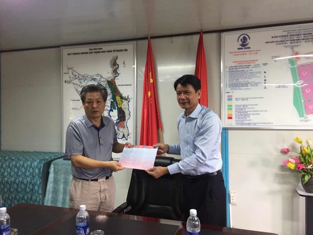 中華人民共和國駐胡志明市總領館暨其他領導貴賓前來視察 中華人民共和國駐胡志明市總領館暨其他領導貴賓前來視察
