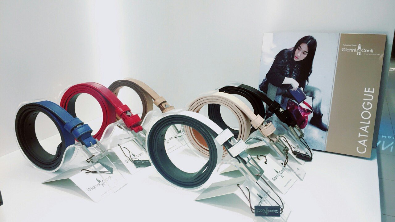 Những mẫu thắt lưng cho cô nàng công sở