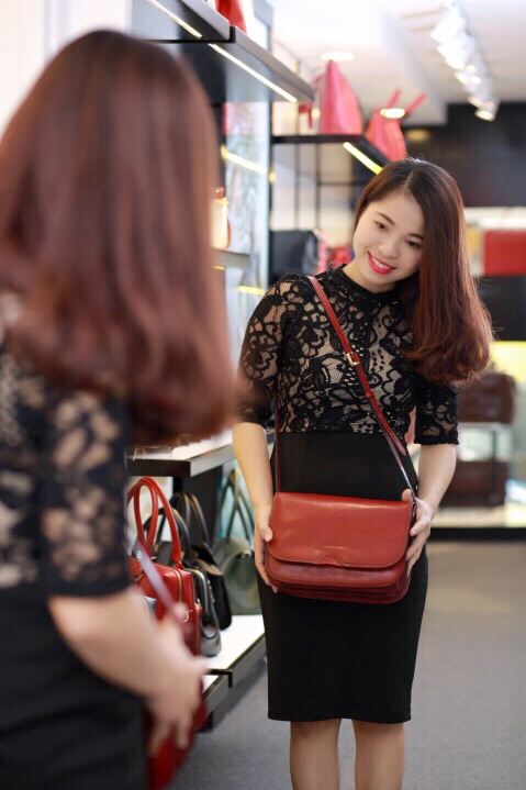 Túi đeo chéo da bò đẹp 