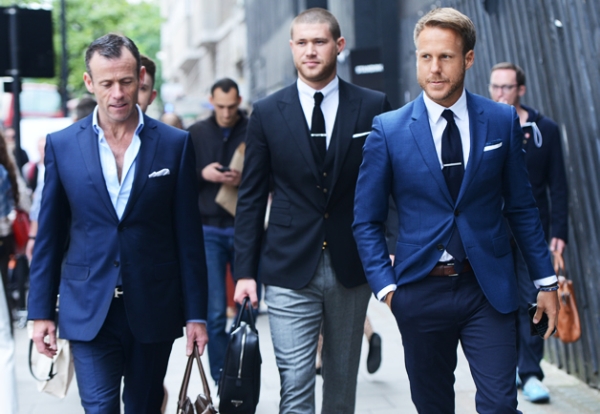 Gợi ý mặc vest chuẩn khỏi chỉnh như 2 soái ca showbiz Việt