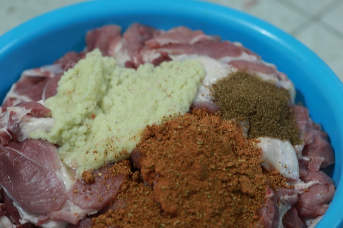 tẩm-ướp-thịt-doner-kebab