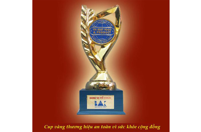 VIMATCORP nhận giải thưởng “Thương hiệu vàng vì sức khỏe cộng đồng 2011”
