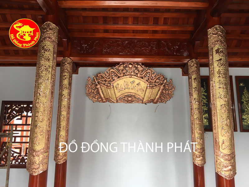 Bộ Cuốn Thư Câu Đối Đồng Đỏ
