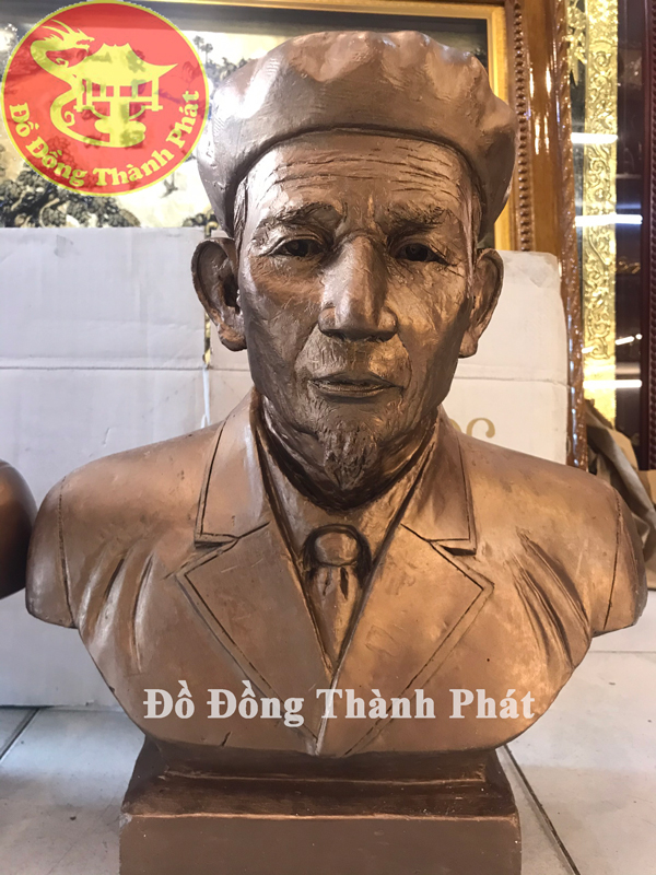 tượng chân dung cụ ông bằng đồng