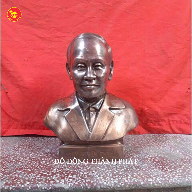 Đúc tượng cụ ông cao 48 cm tại TPHCM