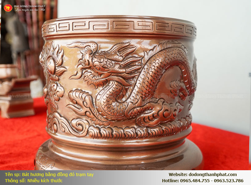 Cách phân biệt bát hương đồng đỏ đúc thủ công chuẩn với hàng đúc máy mỏng nhẹ kém chất lượng