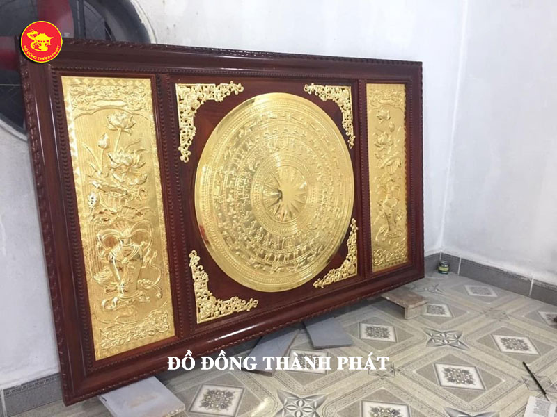 tranh mặt trống bình sen dát vàng 9999