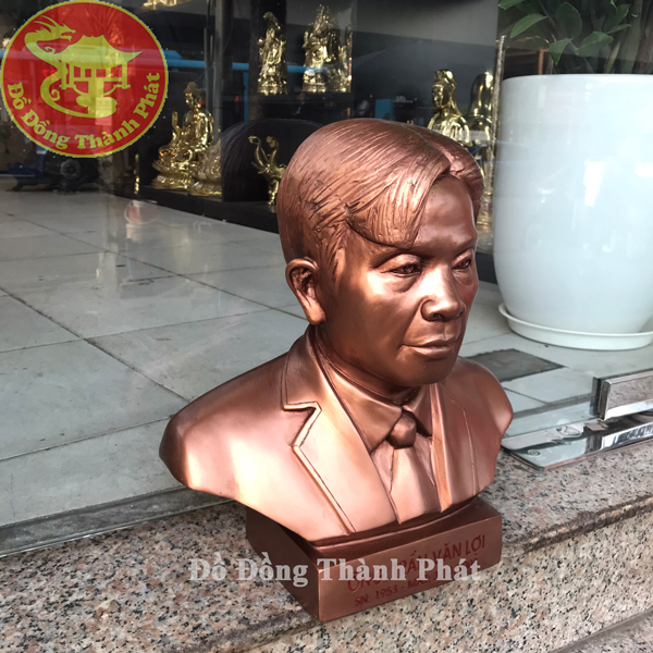 đúc tượng chân dung bán thân