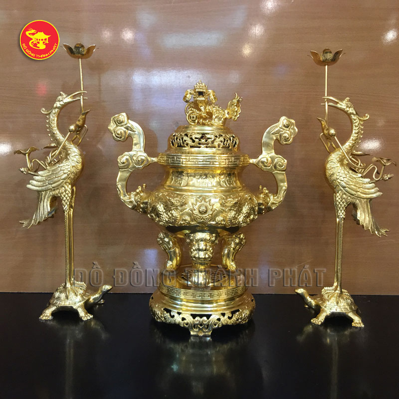 Bộ tam sự bằng đồng