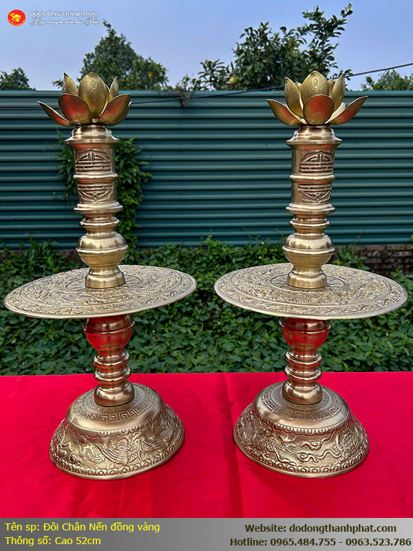 Đôi Chân Nến Đồng Cao 52cm - Ánh Sáng Trí Tuệ Trên Ban Thờ Gia Tiên
