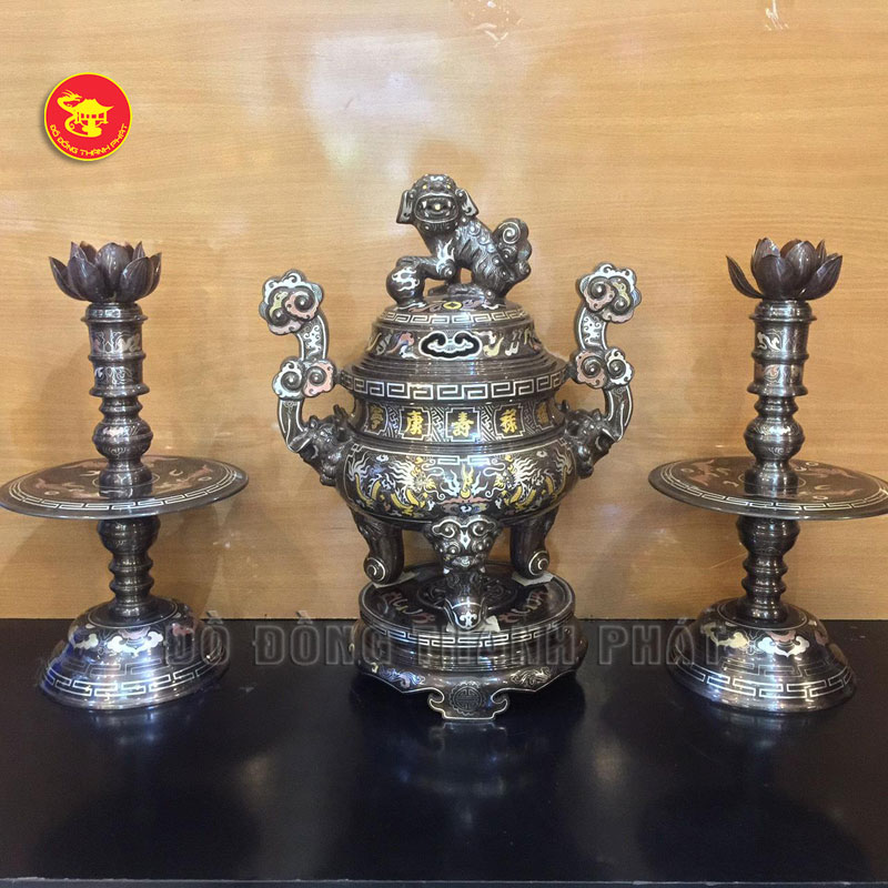 Bộ tam sự đỉnh nến bằng đồng khảm tam khí cao 65 cm