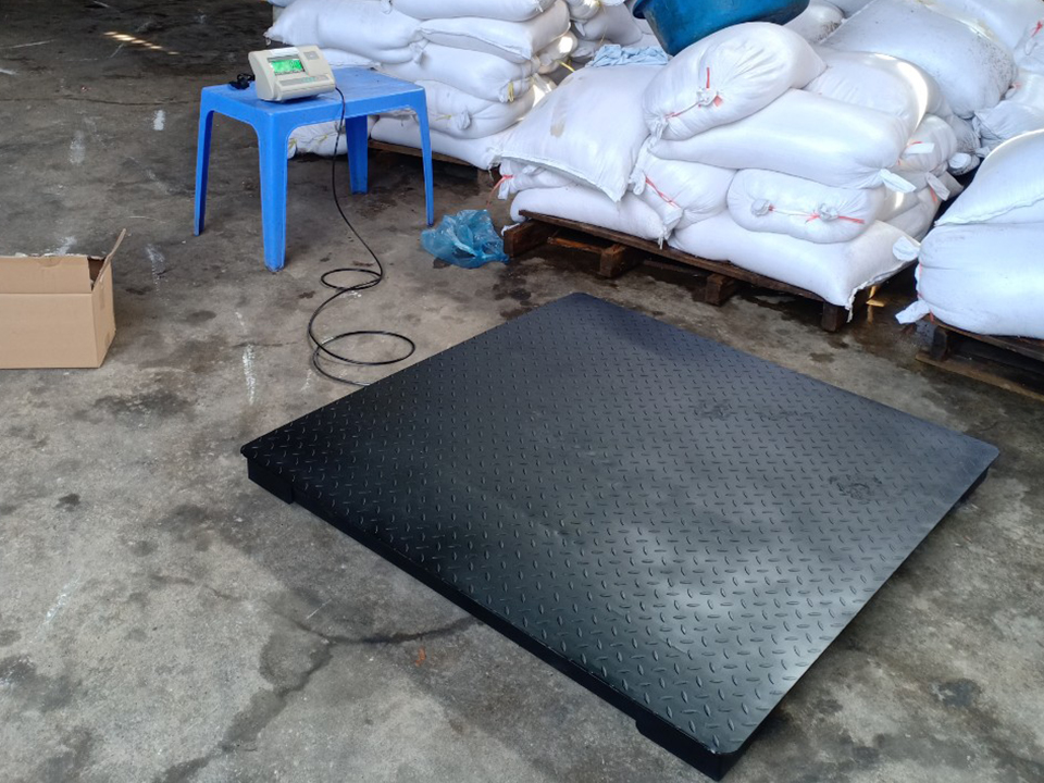 Bán cân sàn điện tử 2 tấn tại Hà Nội