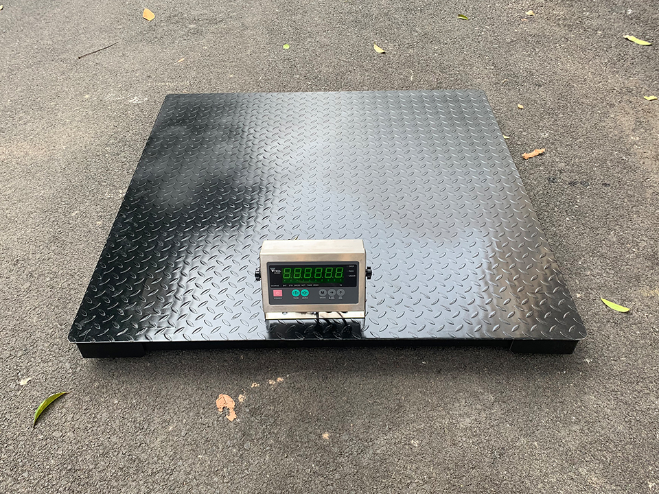 Vì sao bàn cân điện tử 2 tấn có cấu trúc khép kín?