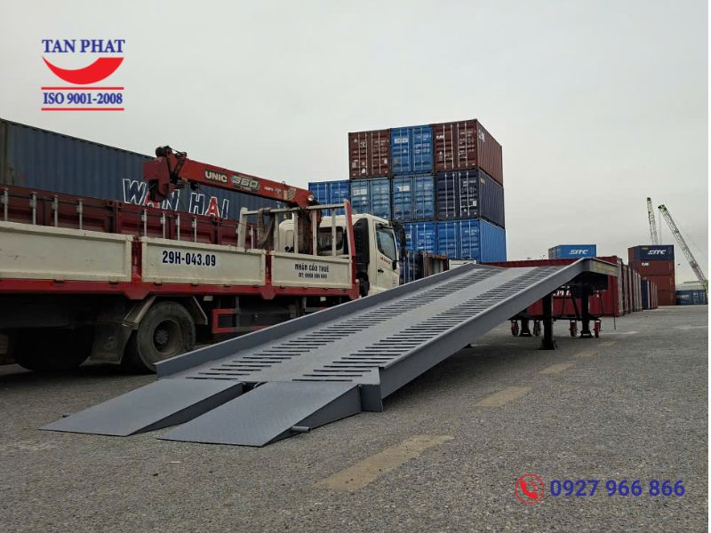 Cầu lên container 8 tấn tại Hải Phòng