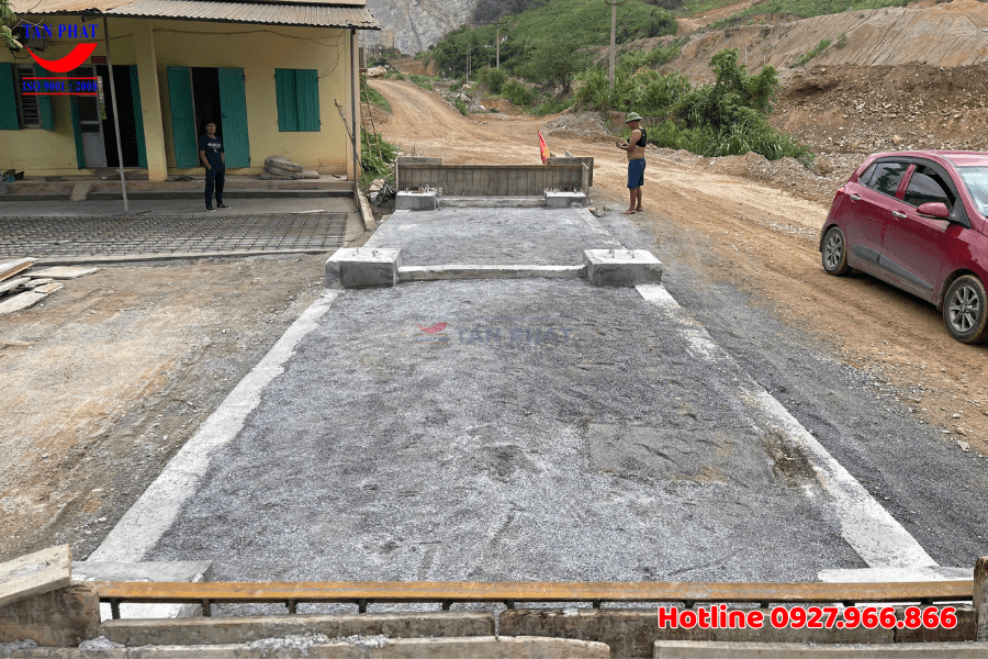 Lắp đặt hoàn thiện và bàn giao cân ô tô điện tử 80 tấn tại Hoàng Bồ, Quảng Ninh 