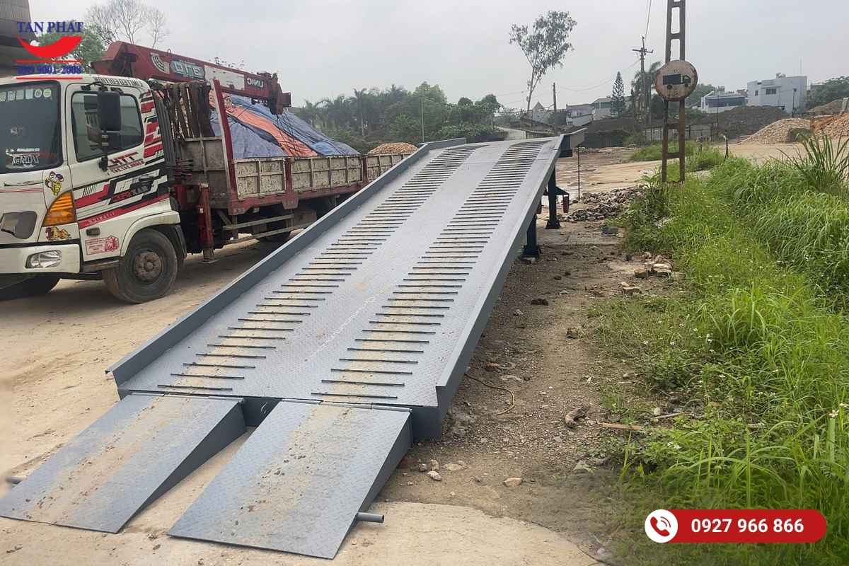 Dự Án Lắp Cầu Dẫn Xe Nâng 10 Tấn Thái Nguyên