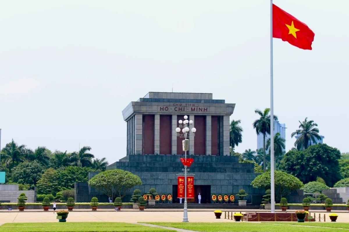 Lăng chủ tịch Hồ Chí Minh