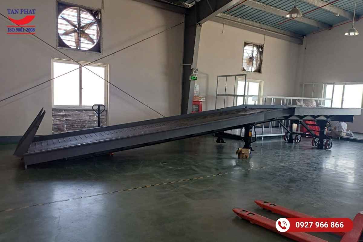 Dự án lắp đặt bàn giao cầu dẫn xe nâng 10 tấn tại Thanh Hóa