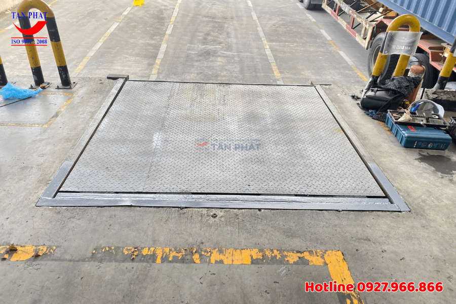 Dự án bàn giao Dock Leveler 10 tấn tại KCN Quang Châu, Bắc Giang