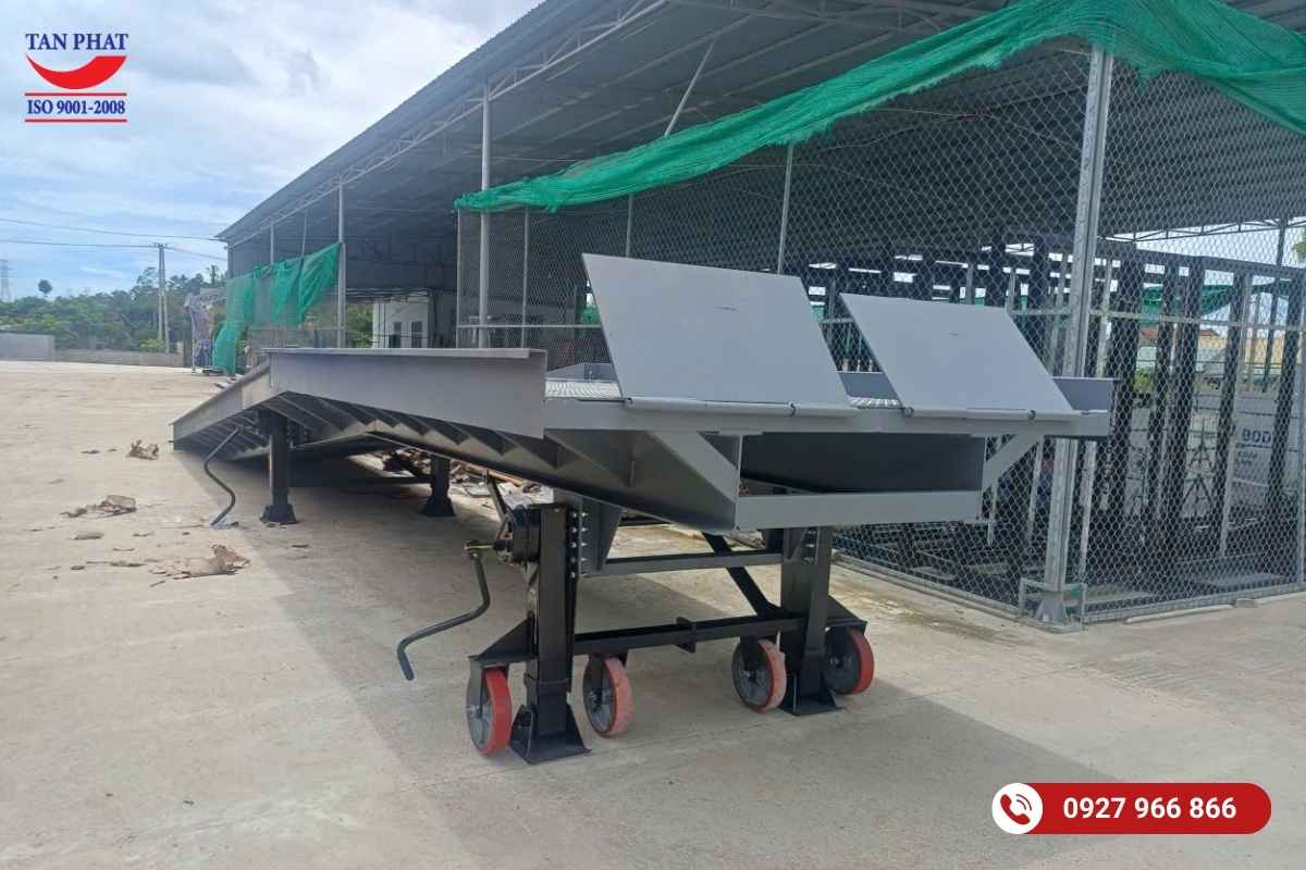 Dự án lắp đặt cầu dẫn xe nâng 12 tấn Quảng Trị