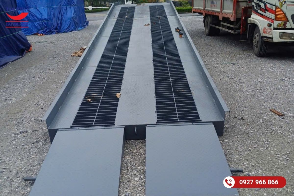 Bàn Giao Cầu Dẫn Xe Nâng Tải Trọng 12 Tấn Tại Hưng Yên