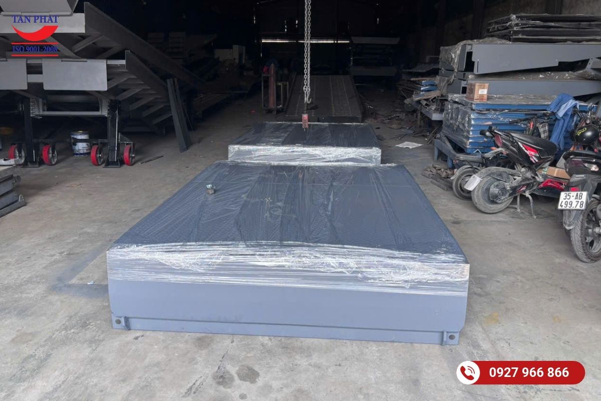 Dự Án Bàn Giao Dock Leveler 6 Tấn Tại KCN Thăng Long 3, Phú Thọ