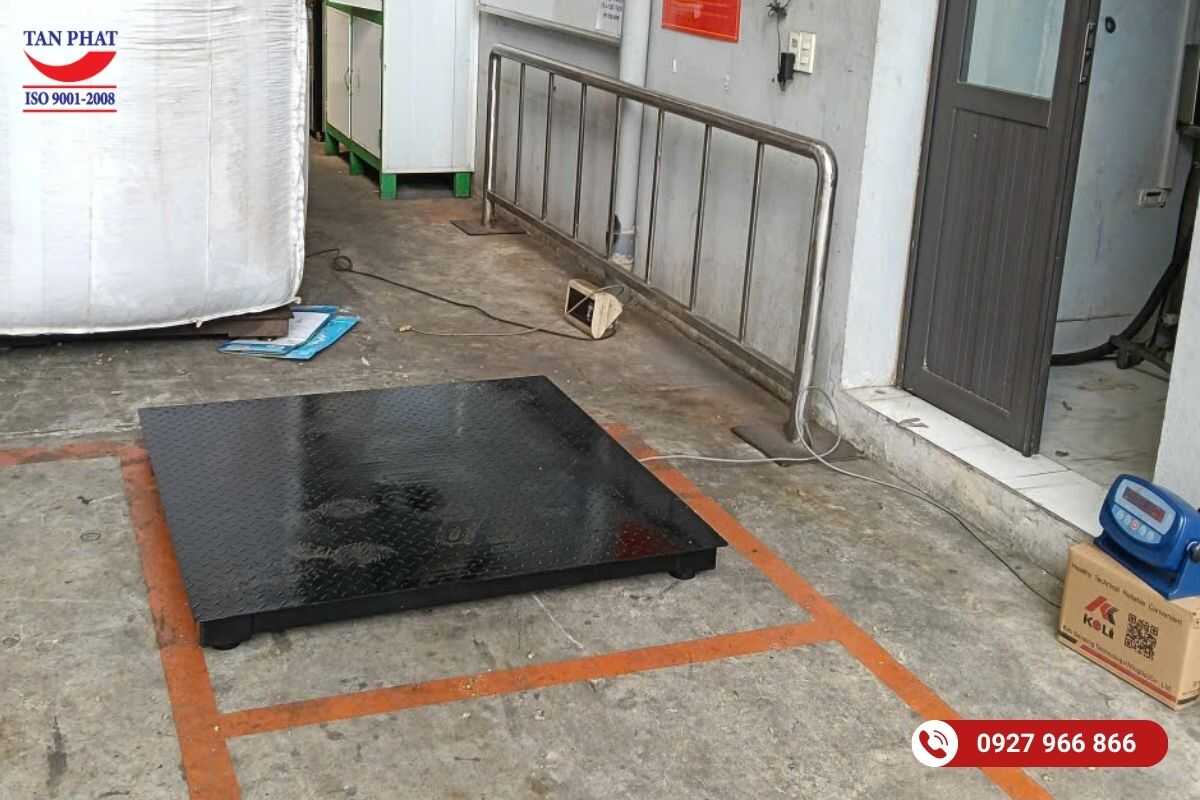 Lắp Đặt Và Bàn Giao Cân Sàn 2 Tấn T1 Về Bắc Ninh