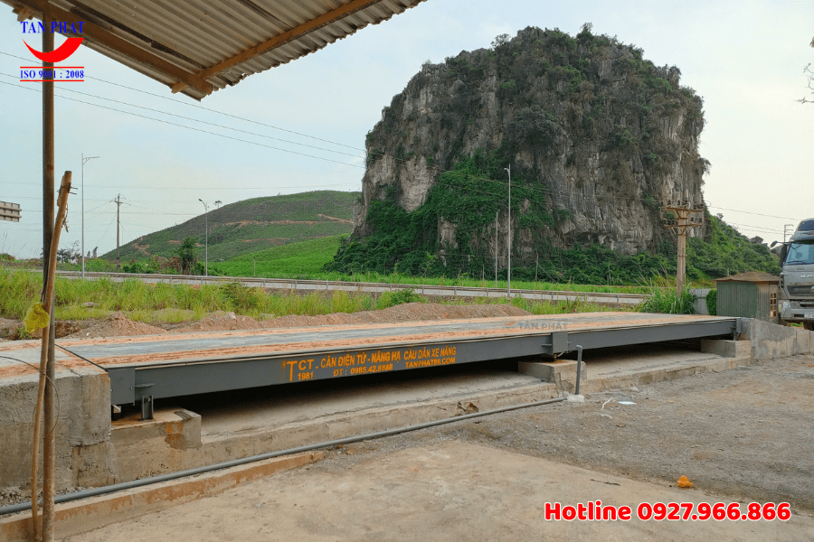 Lắp đặt hoàn thiện và bàn giao cân ô tô điện tử 80 tấn tại Hoàng Bồ, Quảng Ninh 
