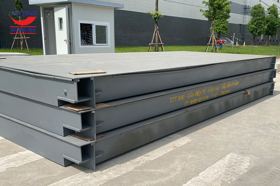 Bàn cân ô tô 60 tấn tại vị trí lắp đặt ở KCN Đồng Văn I, Hà Nam
