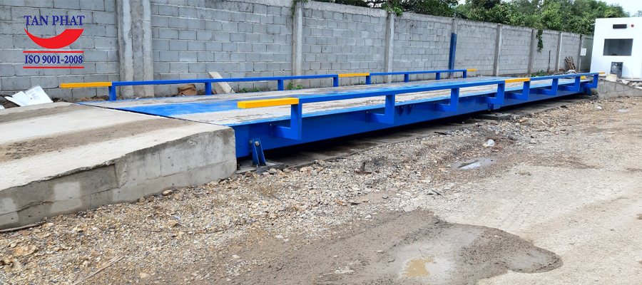 Cân 40 tấn 12x3m kết cấu 02 module thép lắp đặt kiểu nổi tại tỉnh Bắc Giang.