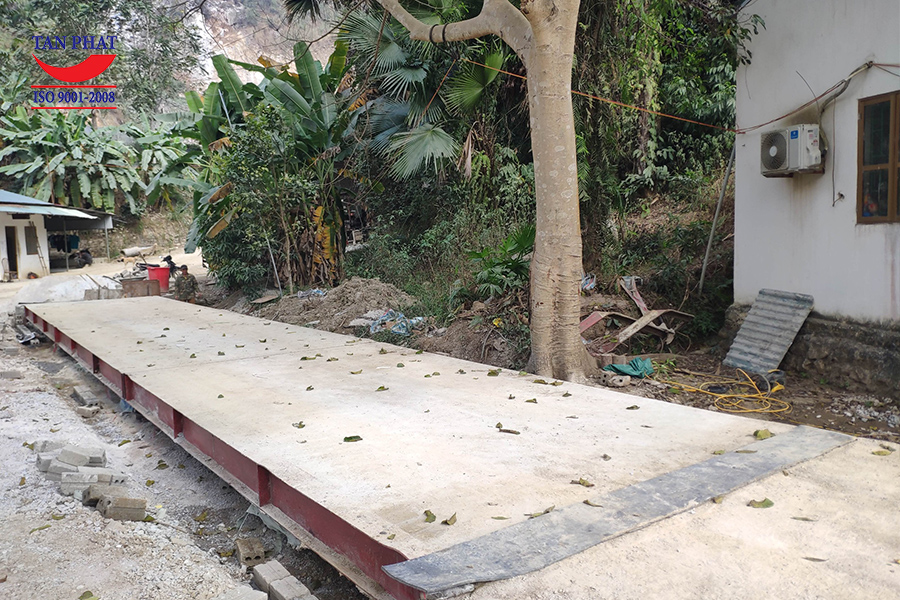 Dự án cân bê tông 100 tấn 12x3m lắp đặt tại tỉnh Thái Nguyên.