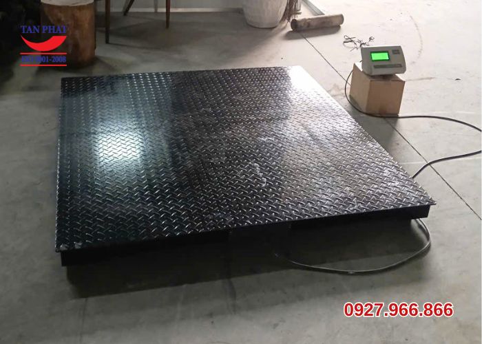 Cân điện tử 1 tấn (1.5mx1.5m)