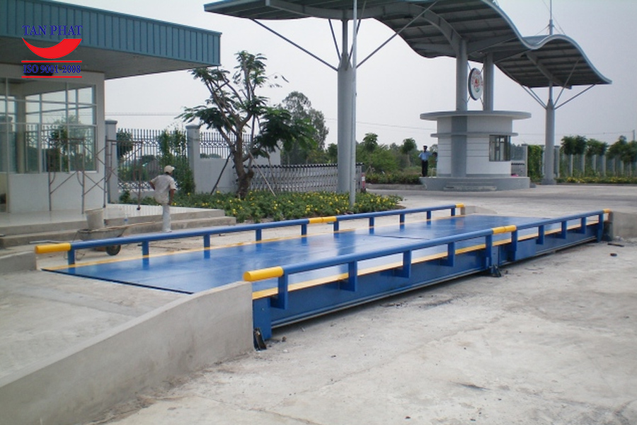 Cân điện tử 40 tấn giá bao nhiêu?