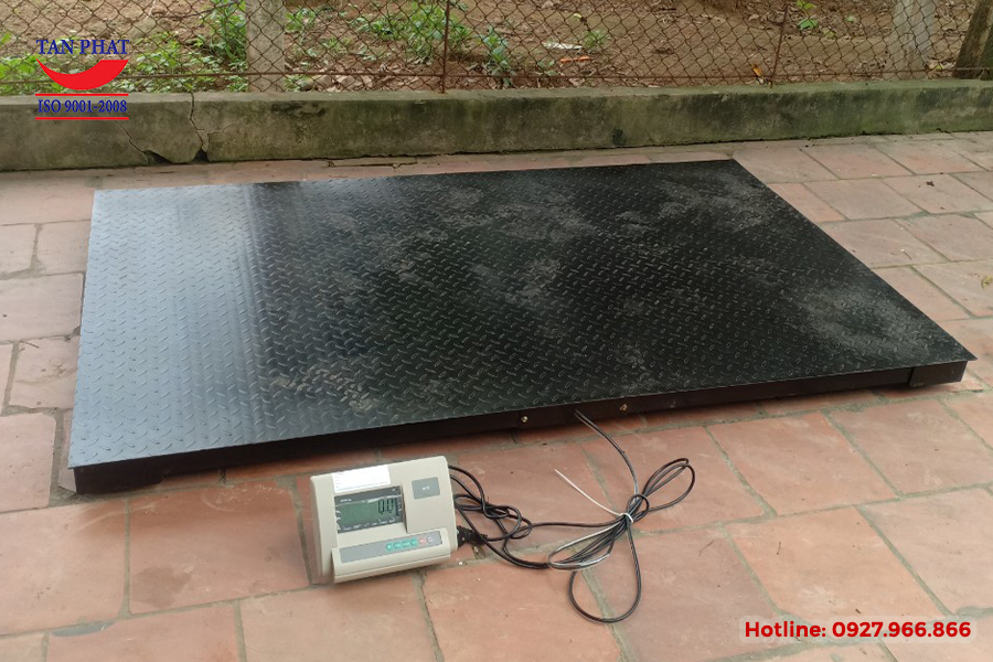 Cân điện tử 5 tấn sử dụng đầu cân A12 Yaohua, thiết kế kích thước sàn cân (2mx1.2m)