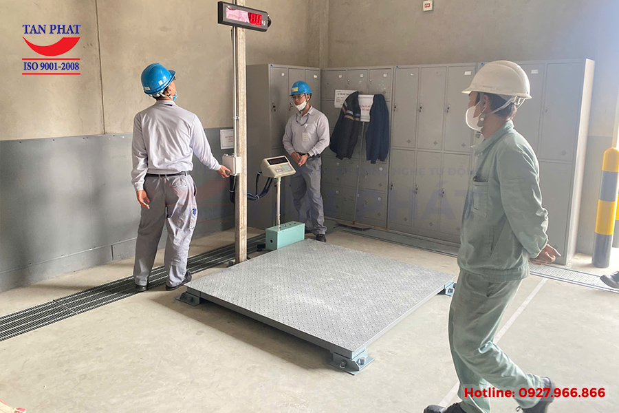 Cân sàn 1.5 tấn