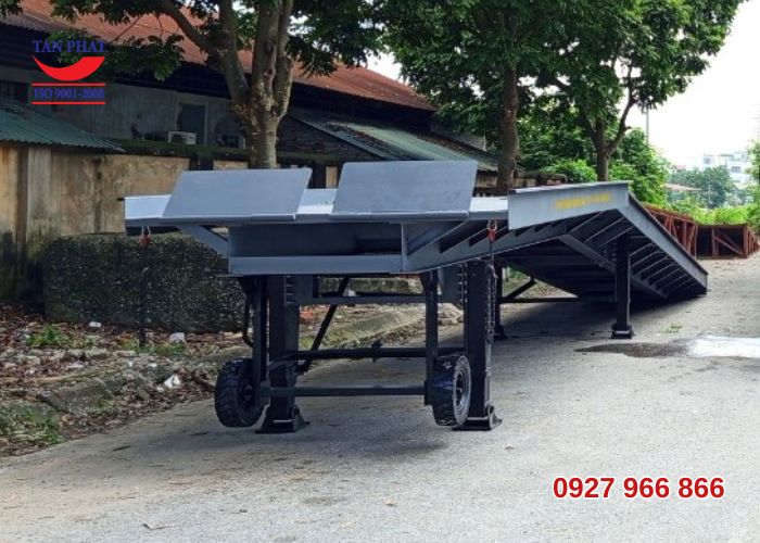 Cầu dẫn lên container 12 tấn dài 13m