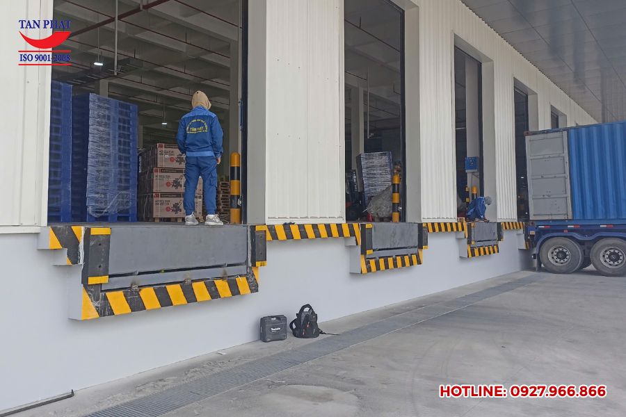 Dock Leveler 
