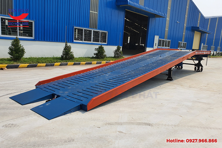 Giá cầu dẫn xe nâng
