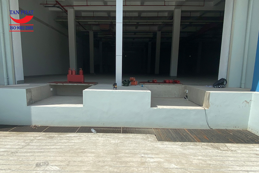 Hố dock leveler 6 tấn tại Bắc Giang