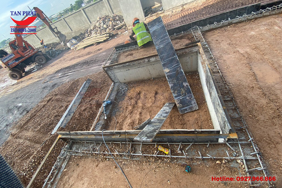 Thi công hố pit dock leveler