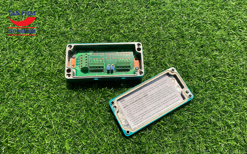 Hộp nối 2 loadcell Zemic (Hà Lan)
