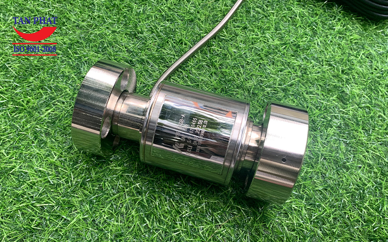 ZSGB-40T được chế tạo từ hợp kim thép, áp dụng công nghệ hàn kín hiện đại, tăng khả năng chống nước, chống ăn mòn từ môi trường và đảm bảo khả năng chống chịu sét tốt.