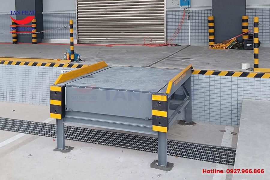 Sàn nâng thủy lực không cần hố dock