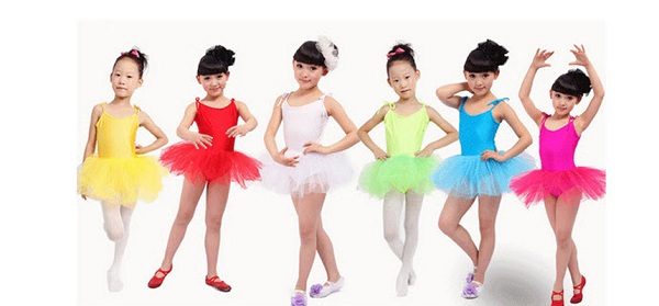 Bé có nhiều màu sắc để lựa chọn khi tìm mua váy múa ballet