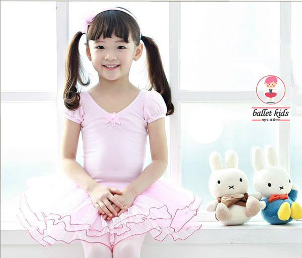 Chọn váy múa ba lê cho bé kiểu dáng đẹp kết hợp phụ kiện xinh xắn