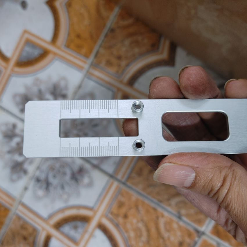 Khắc nhôm anode